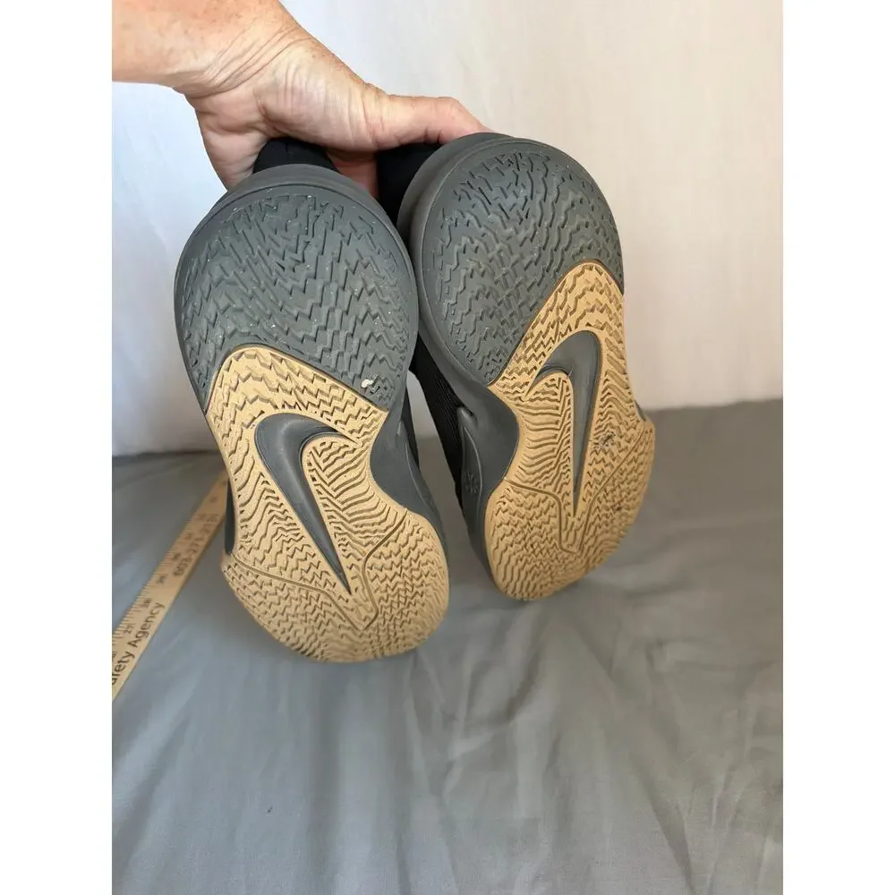 Nike preowned feel
